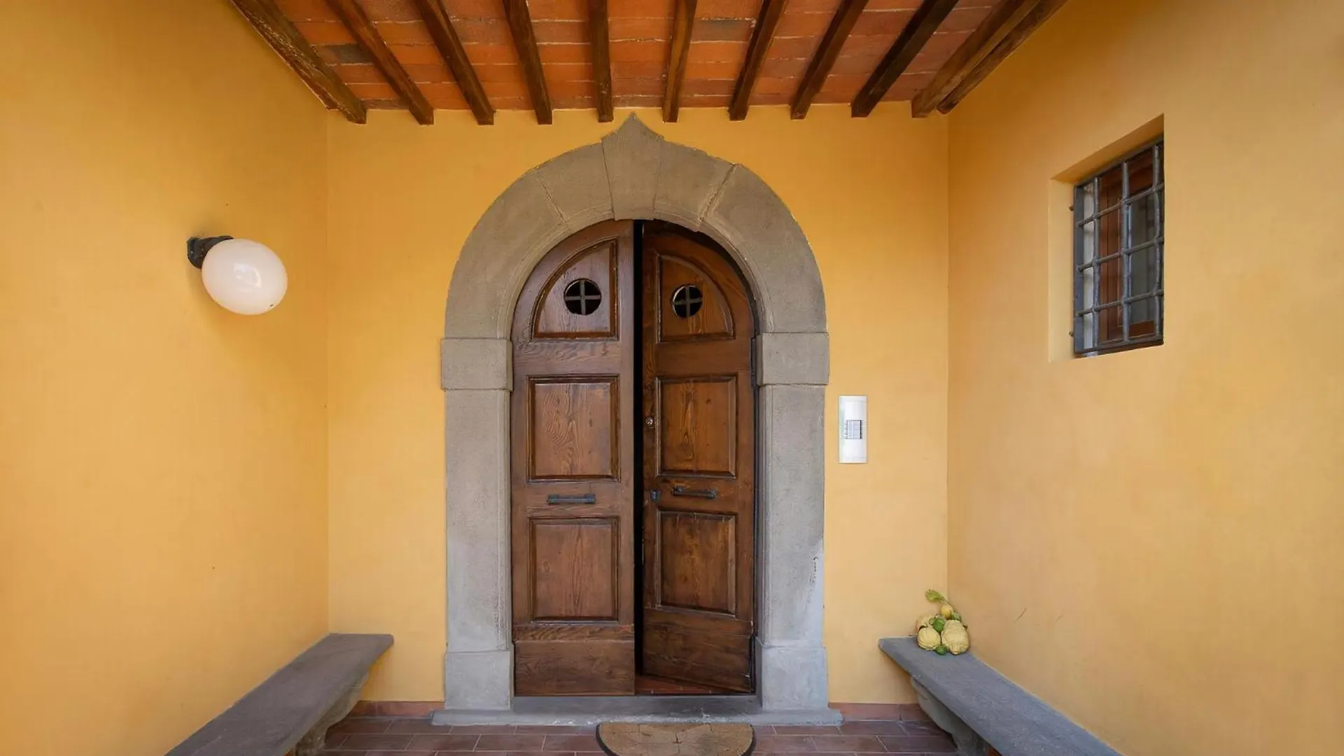Apartamento Zwei Zimmer Wohnung La Colombaia Mit Garten Massa e Cozzile