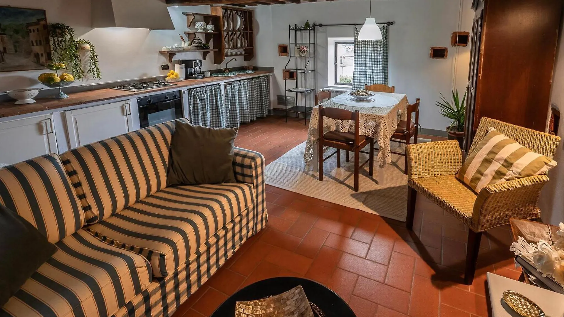 Zwei Zimmer Wohnung La Colombaia Mit Garten Massa e Cozzile إيطاليا